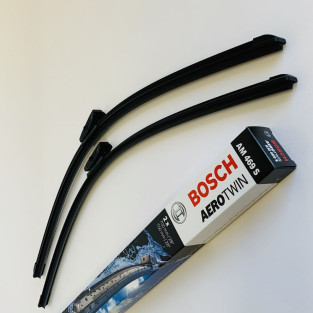 AM469S Bosch AeroTwin Viskerblade sæt, men multiclips system, begge viskere er700mm lange