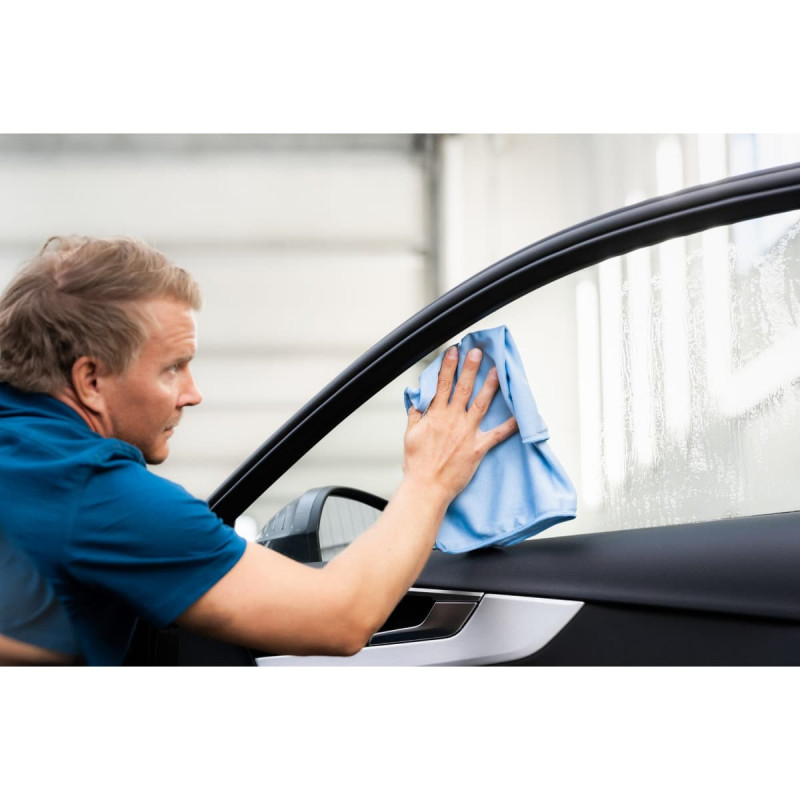 Aftørring af glas, spejle og autoruder er let med denne microfiberklud