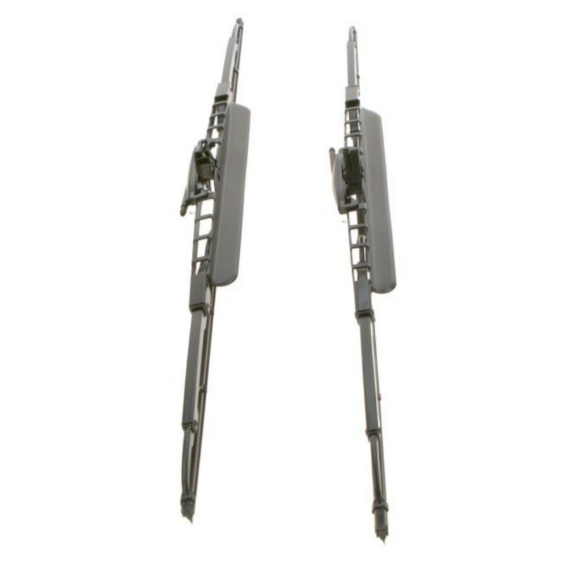 3397118334 / 657S Bosch Twin Viskerblade / Vinduesvisker Sæt, begge 65cm lange og med sprinkler dyser monteret på viskerne.